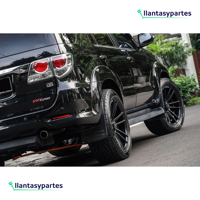 Llantas Toyo Tires PROXES ST3 - 7