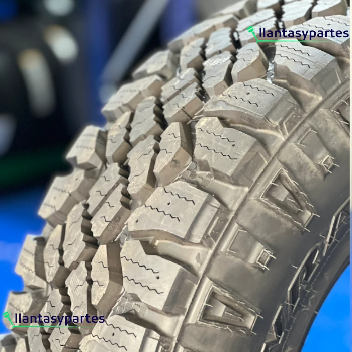 Llantas Goodyear Wrangler Duratrac
                                         265/65R17-2