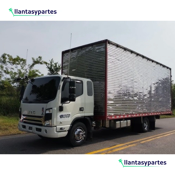 Llantas WestLake AT557
                                         275/70R22.5-1